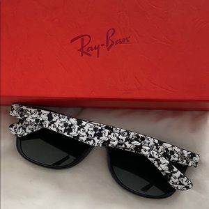 LIMITED EDITION DISNEY MICKEY RAY BANS